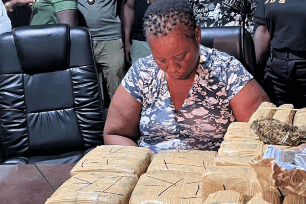Sierra-Leonean-Arrested-With-Drugs-Suspect-Jahanatu-Bangura-with-drugs