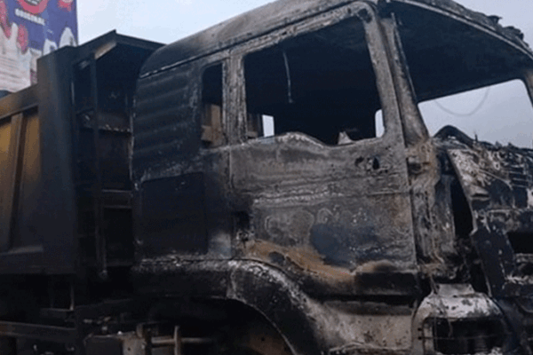 Tension-Erupts-Over-Motorcyclist’s-Death-As-Angry-Residents-Set-Truck-Ablaze