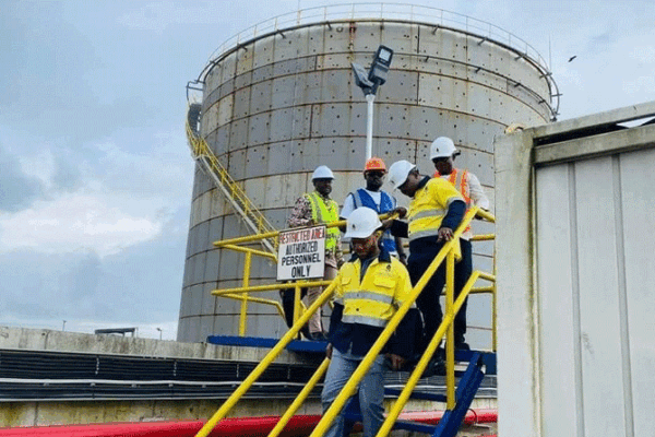 LPRC-Boss-Inspects-Construction-Of-Petroleum-Tank