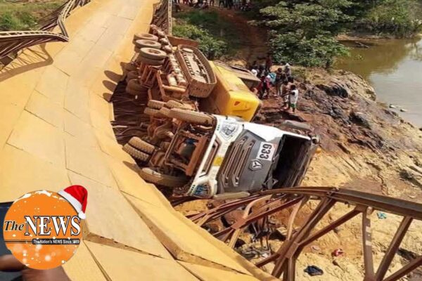 Graceful-Disaster-No-Casualties-In-Collapse-of-Cestos-River-Bridge