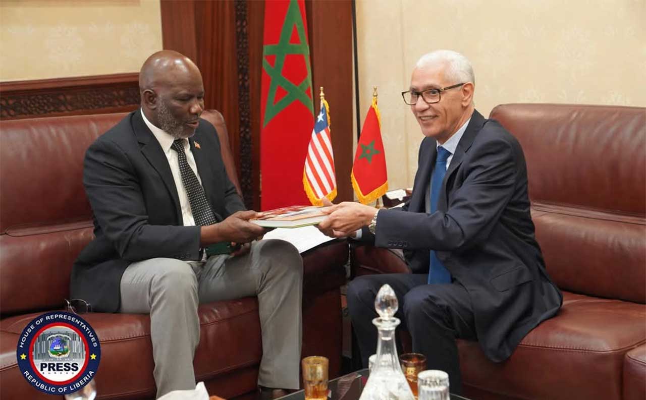 Koon-Meets-With-Moroccan-Speaker