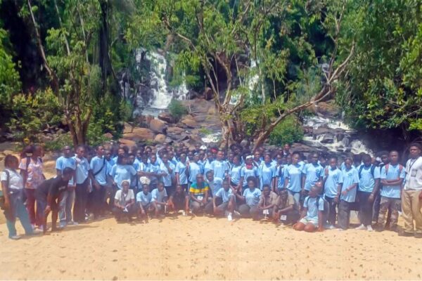 Students-Of-Efforts-Baptist-At-The-Famous-Kpatawee-Waterfall