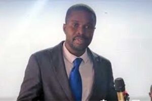 PUL-President-Julius-Kanubah