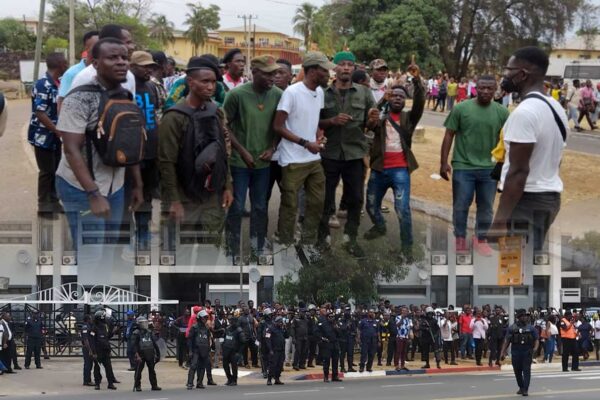 Students-Teargassed-Protest-Against-Pitiful-Learning-Conditions