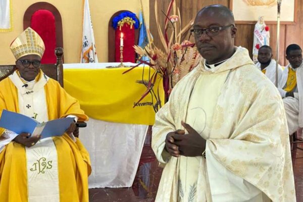 Rev.-Father-Bonifaci-Florkiah-Archbishop-Dr.-Gabriel-Blamo-Jubwe