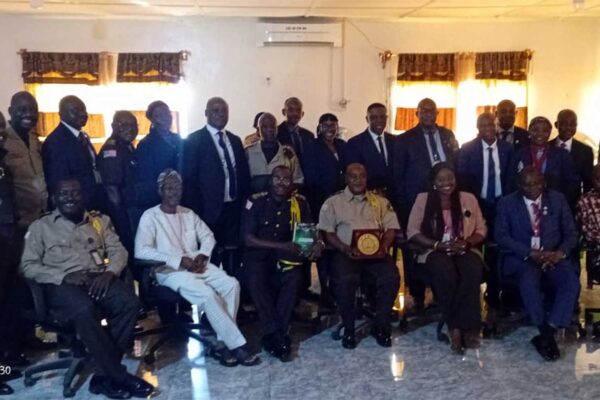 Visiting-Nigerian-Security-Students-In-Photo-With-LIS-Officials