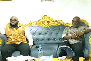 CEO-Mr.-Ibrahima-Traoré-and-Mr.-Juan-Nve-Nguema-Mbengono-business-talk