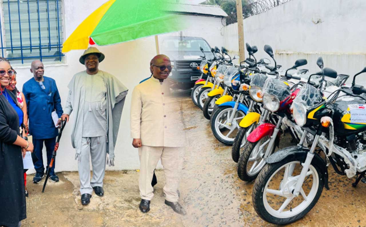 Road-Fund-Donates-Logistics-To-Internal-Affairs