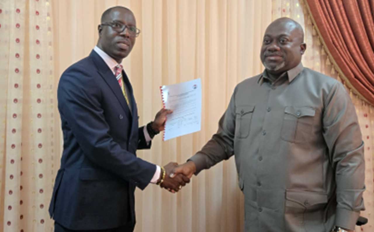 Electricity-Regulator-Issues-Distribution-License