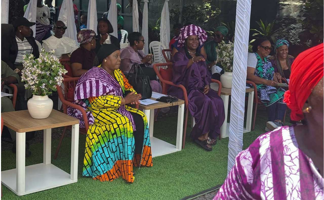 Foreign-Minister-Sara-Beysolow-Nyanti-and-Senate-Protempore-Nyomblee-Kangar-Lawrence